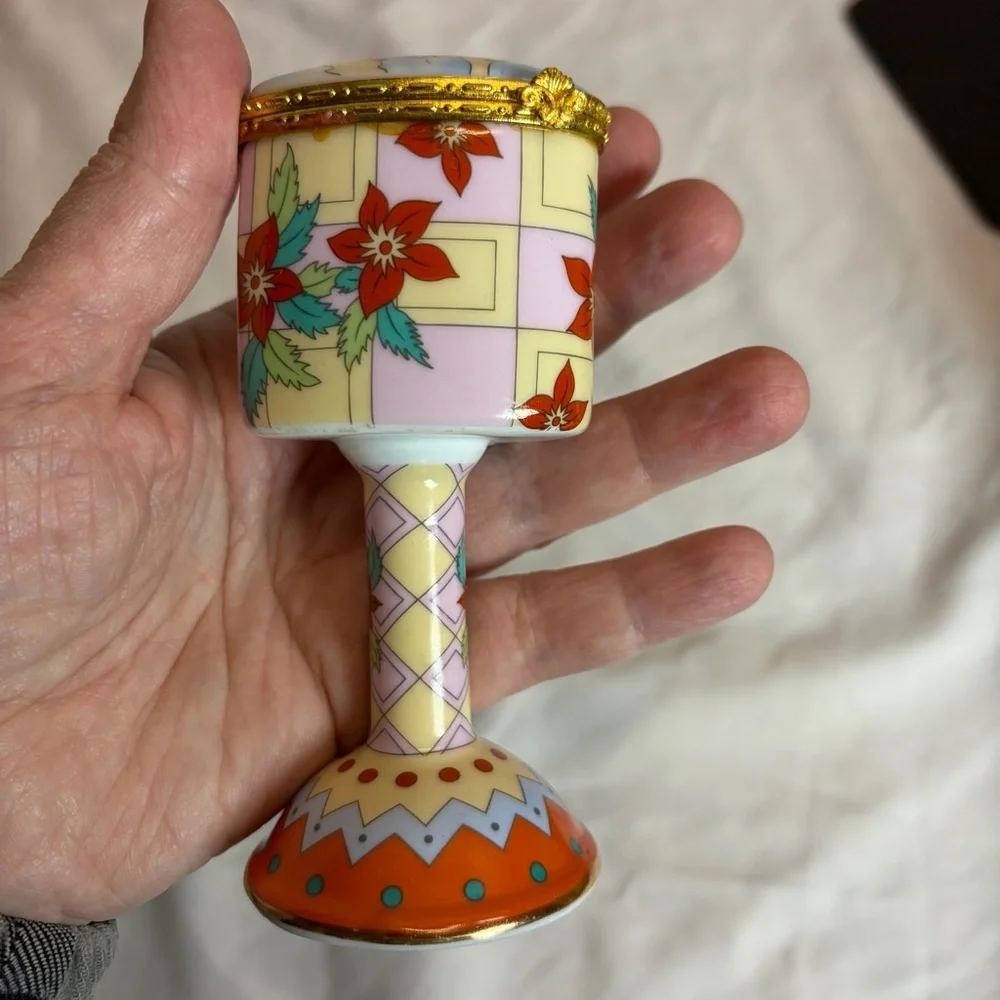 Porcelain Postage Stamp Dispenser Pedestal Heart Lid